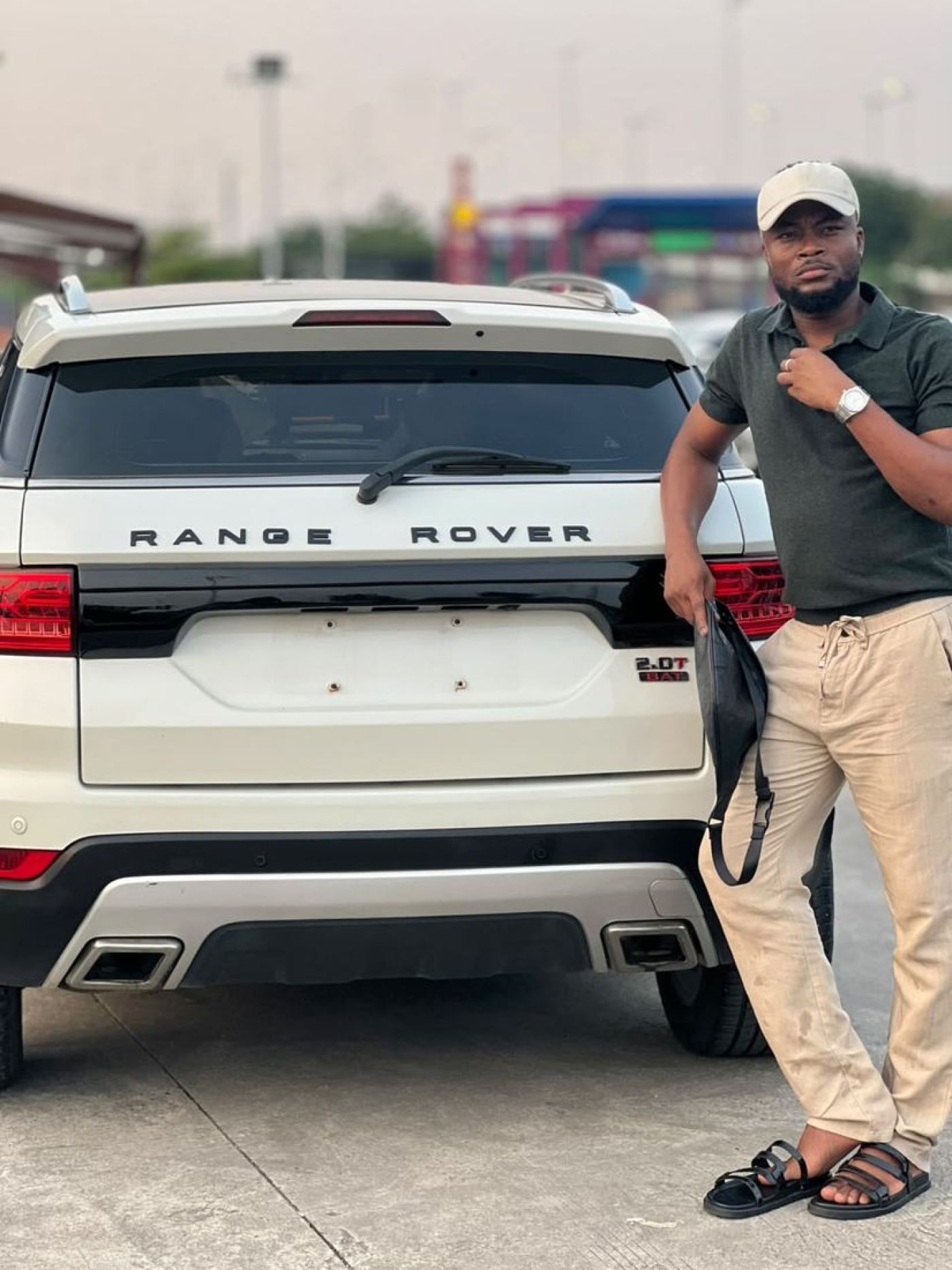 Range Rover Sport — photo 1